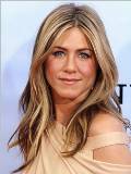 Jennifer Aniston con Tirantes al Descuido